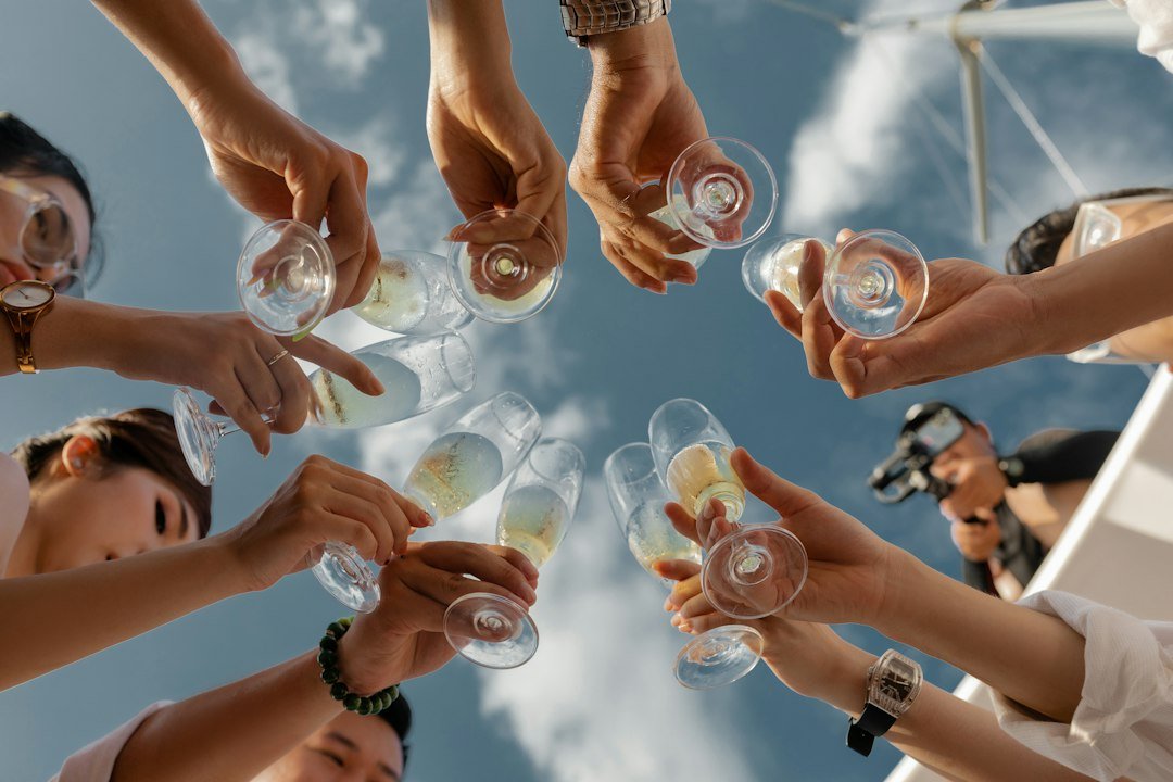 Salud Meaning in Spanish: Health, Cheers and “Bless You”